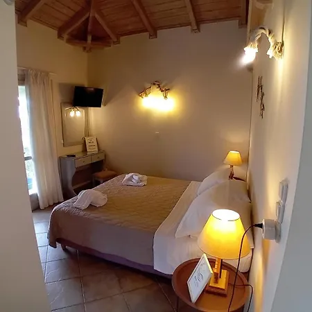 Muses Villas Finikounta Room photo
